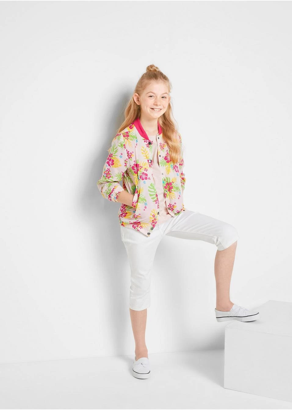 Blouson Fille Avec Imprimé Floral 6 Blouson Fille Avec Imprimé Floral – Image 4